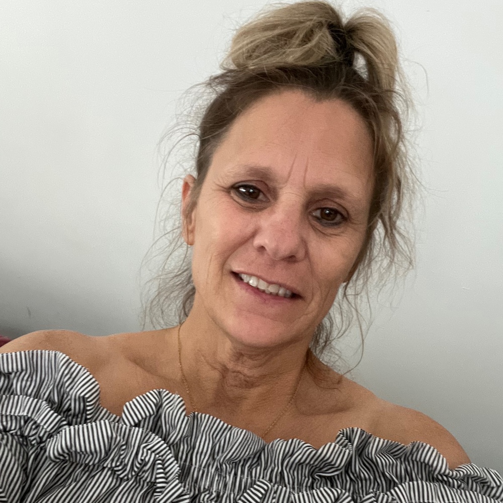 Meet your Posher, Becky